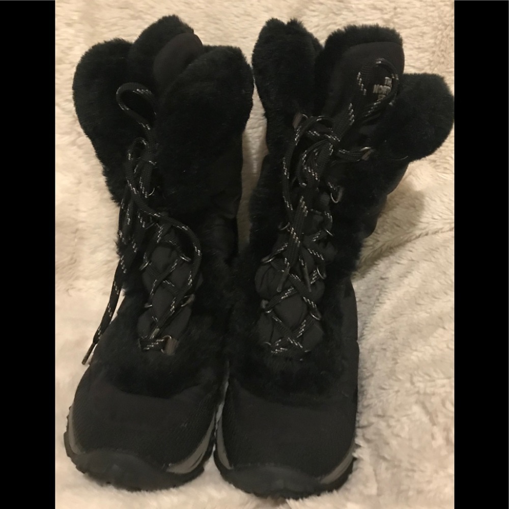The North Face Black Winter Lace Up Boots Size 6.5